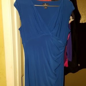 Beautiful blue dress!
